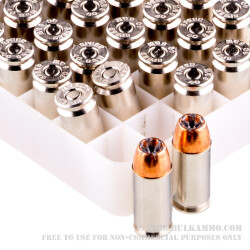 50 Rounds of .40 S&W Ammo by Speer Gold Dot LE - 165gr JHP 50 Rounds of .40 S&W Ammo by Speer Gold Dot LE - 165gr JHP